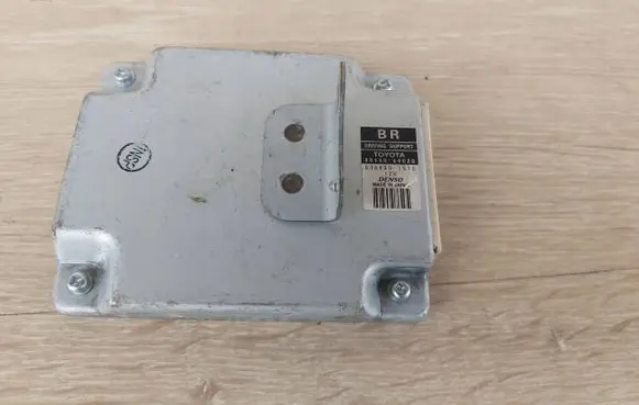 Toyota Verso Trunk lid opening control unit 88150-64020