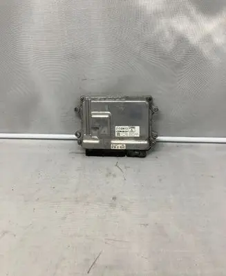 Mazda CX-5 Engine control unit/module 2757005615 SH1318881A