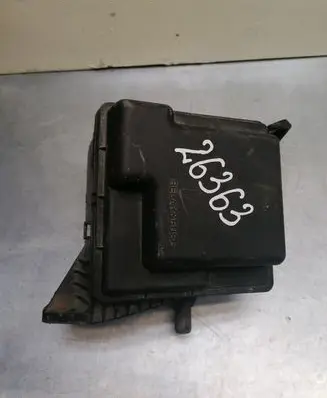 Toyota Prius (XW10) Fuse module