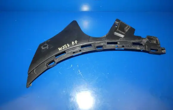 Mercedes-Benz GLC X253 C253 Front bumper mounting bracket A2538851800