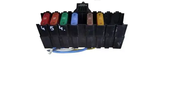 Citroen C4 I Fuse module 9636079380