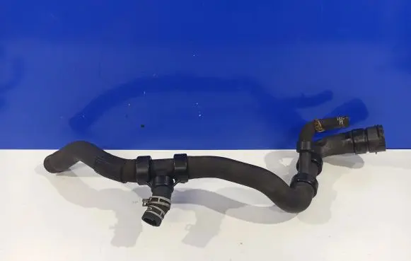 Volvo S80 Engine coolant pipe/hose 32249278