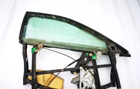 Audi A4 S4 B5 8D Front door window/glass frame 
