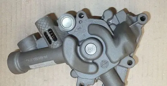 Mercedes-Benz X-class W470 Oil pump A2711800801