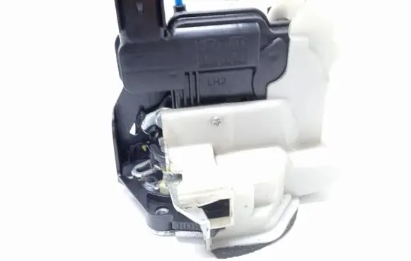 KIA Rio Rear door lock