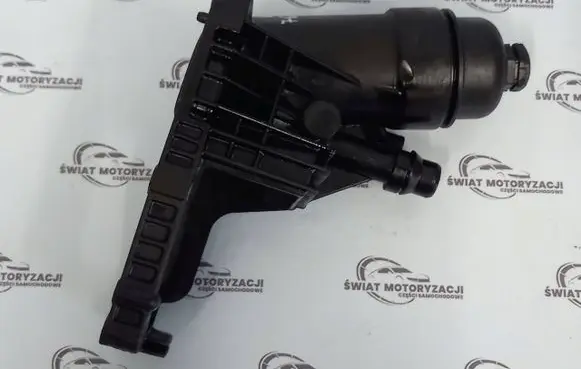 BMW 5 E60 E61 Oil filter mounting bracket 70377932