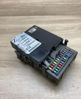 Renault Laguna II Fuse module 8200004201E 8200309016