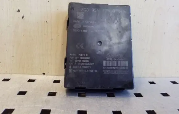 Volkswagen PASSAT B8 Keyless (KESSY) go control unit/module 3Q0959435B
