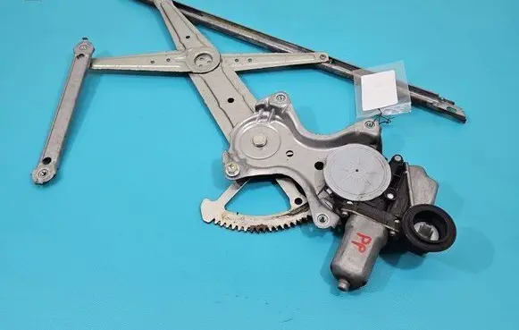Lexus IS III XE30 Front door window regulator with motor 85710-53090 IMPRK1501473