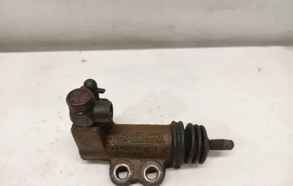 Hyundai i30 Clutch slave cylinder 4171023000
