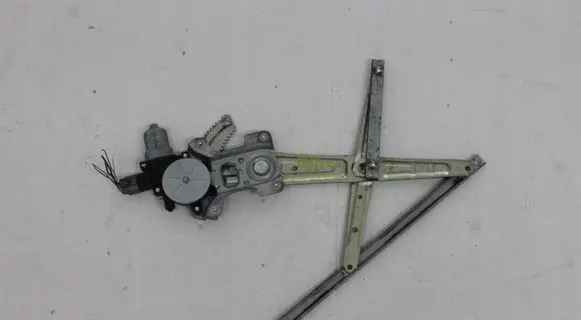 Mitsubishi Lancer X Front door window regulator with motor 