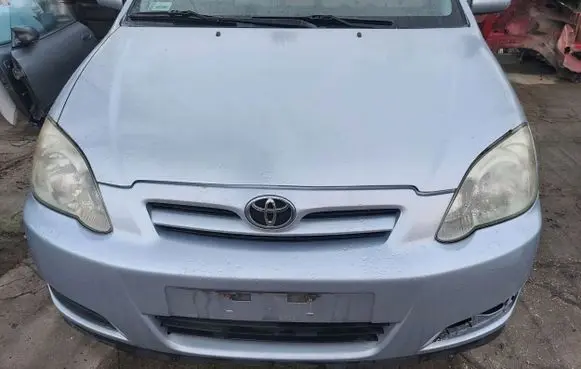 Toyota Corolla E120 E130 Front bodywork piece 