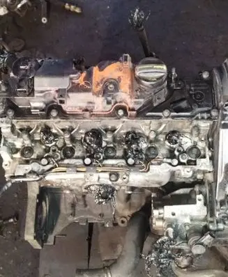 Ford C-MAX II Engine Av2q6007ba 0607251