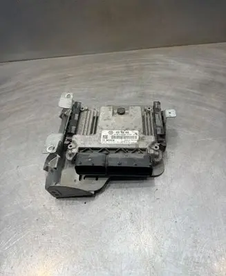 Volkswagen Touran I Engine control unit/module 03G906056 03G906021AB 0281014681