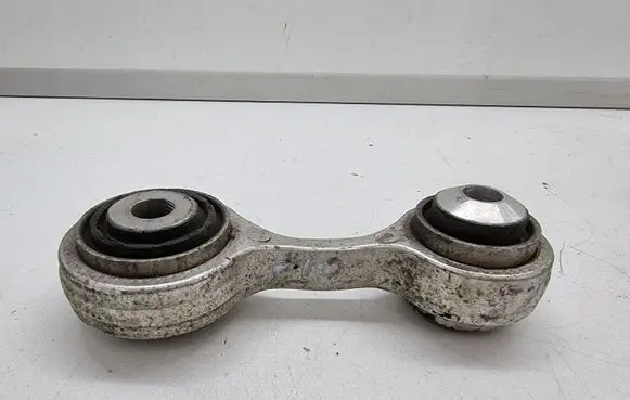 BMW 5 F10 F11 Rear control arm 6775683 33326775683