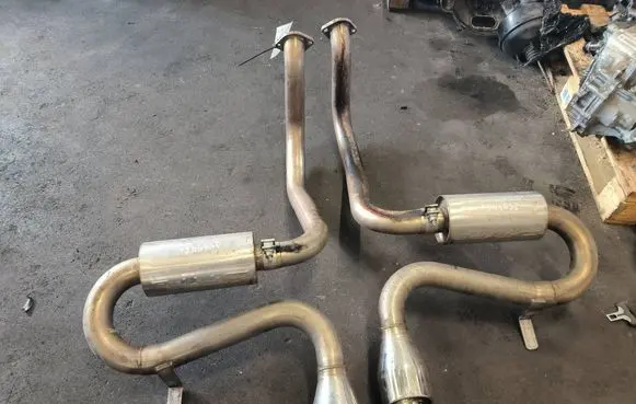 Chevrolet Corvette C5 Rear muffler/silencer tail pipe 