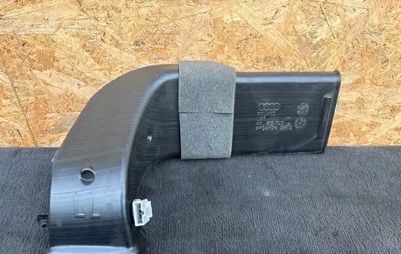 Audi e-tron Cabin air duct channel 4KL819725