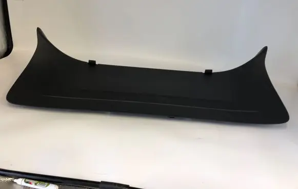 Nissan Qashqai J12 Tailgate/boot lid cover trim 909016ua0a