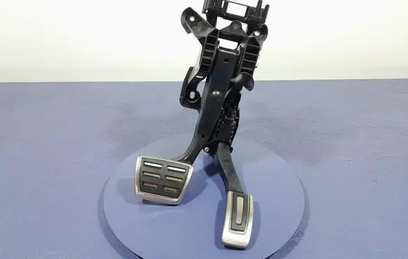 Skoda Kodiaq Accelerator throttle pedal 5Q1723058BR