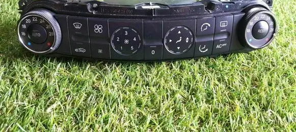 Mercedes-Benz E W211 Climate control unit 2118300385