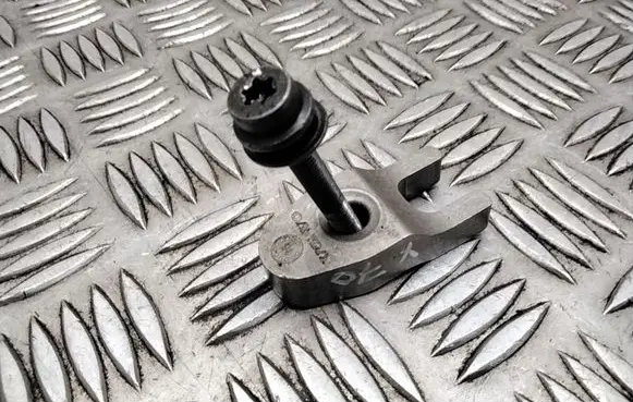 Fuel Injector clamp holder