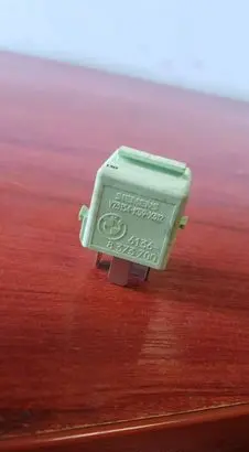 BMW 5 E39 Other relay 8373700