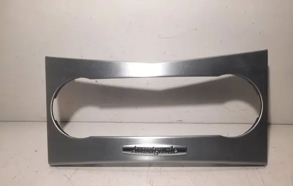 Mercedes-Benz C W204 Climate control/heater control trim A2046800490