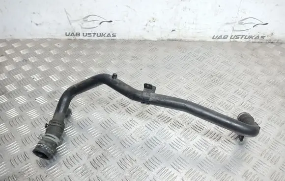 Audi A4 S4 B7 8E 8H Engine coolant pipe/hose