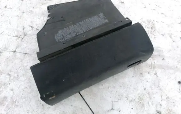 Volkswagen PASSAT B3 Glove box 357857101 357857103
