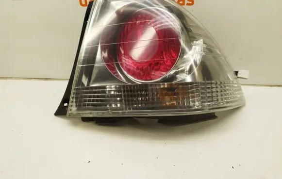 Lexus IS 200-300 Rear/tail lights 12V215W W2175W