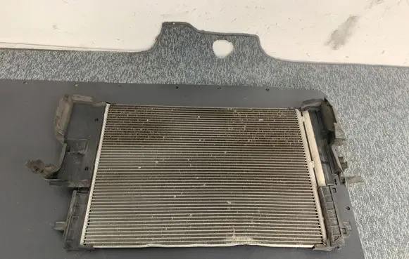 Mercedes-Benz CLA C117 X117 W117 Coolant radiator