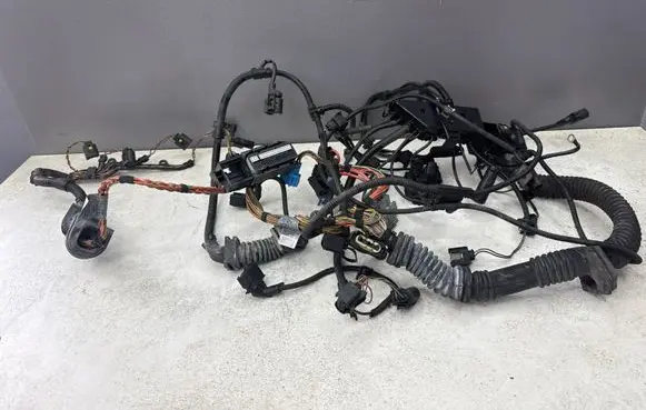BMW 5 E60 E61 Engine installation wiring loom 7795356