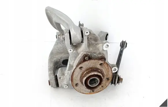 Audi A8 S8 D4 4H Rear wheel hub 8K0407625F