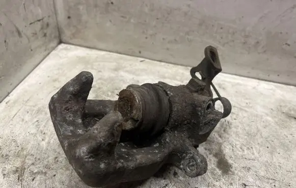 Peugeot 607 Rear brake caliper 9681046480
