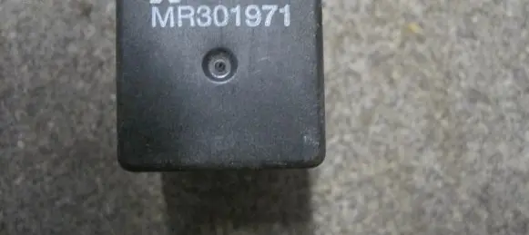 Mitsubishi Outlander Other relay MR301971 858787A