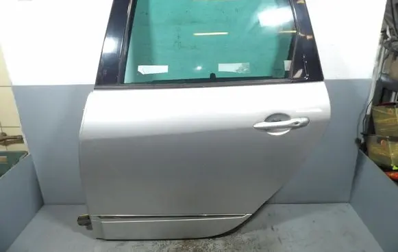 Renault Scenic III - Grand scenic III Rear door