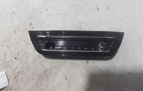 BMW X3 G01 Air conditioner control unit module 7951985