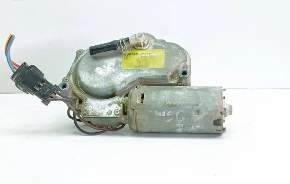Audi A6 S6 C4 4A Rear window wiper motor 