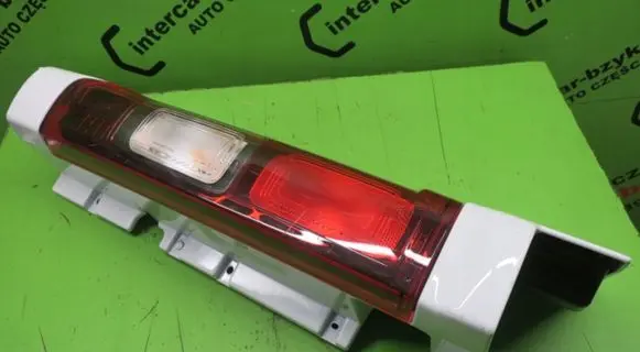 Renault Trafic III (X82) Rear/tail lights
