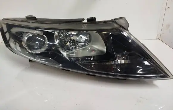 KIA Optima Headlight/headlamp 130732927200 10EEG111398