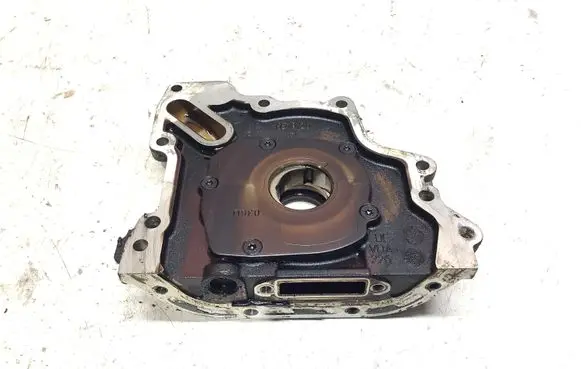 Volkswagen Polo V 6R Oil pump 036115105D