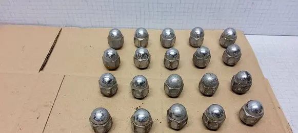 Toyota Avensis T250 Nuts/bolts 