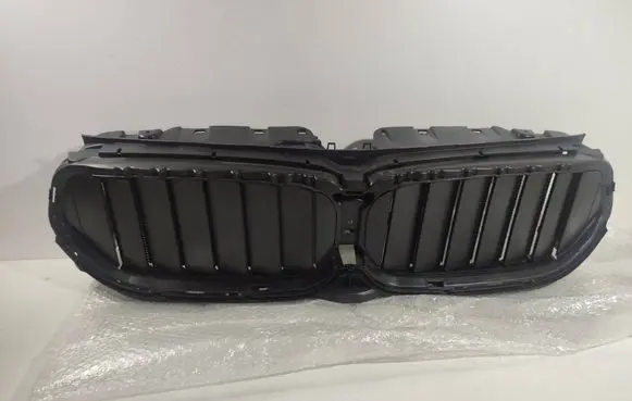 BMW 6 G32 Gran Turismo Front bumper upper radiator grill 51745A218F5 5A218F5