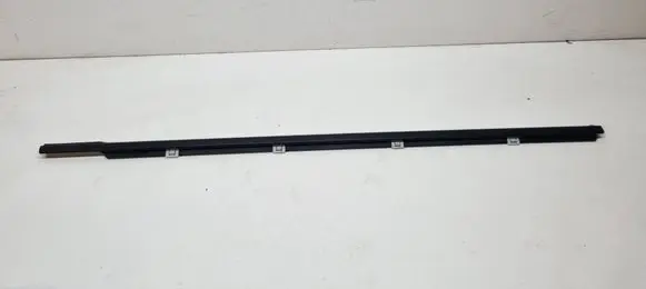 KIA Niro Front door trim (molding) 82220AT000