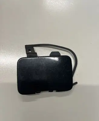 Volvo V70 Front tow hook cap/cover 08693734