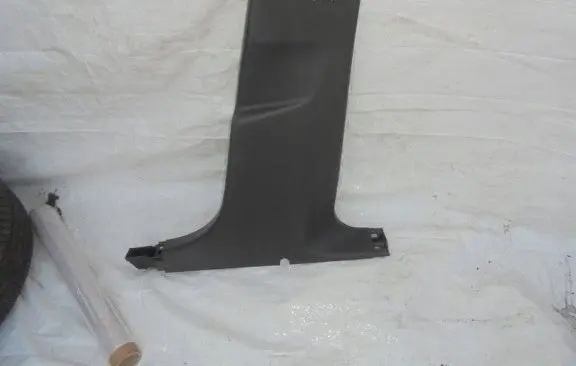 Peugeot 308 (B) pillar trim (bottom)
