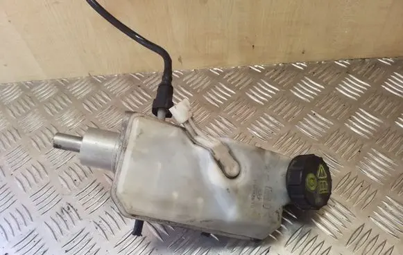 Ford Focus Master brake cylinder
