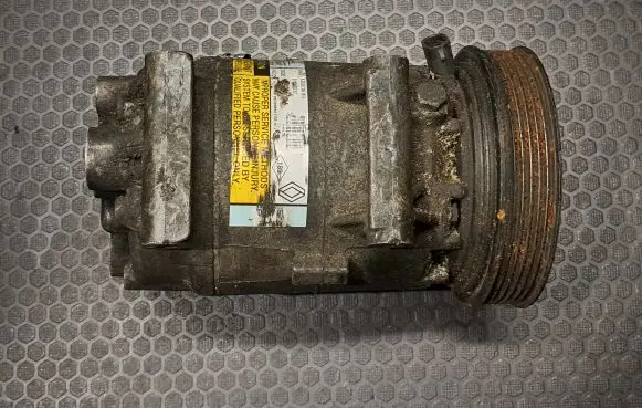 Renault Scenic II - Grand scenic II Air conditioning (A/C) compressor (pump) 8200316164