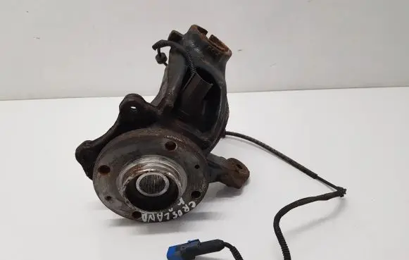 Opel Crossland X Front wheel hub spindle knuckle