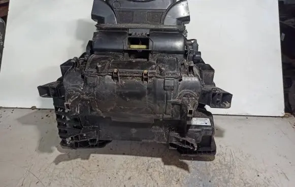 BMW 5 E60 E61 Interior heater climate box assembly 6979975 00308671